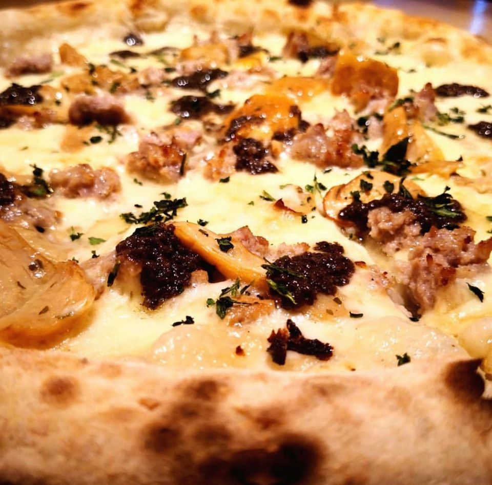 Dilemma Pizza Restaurant